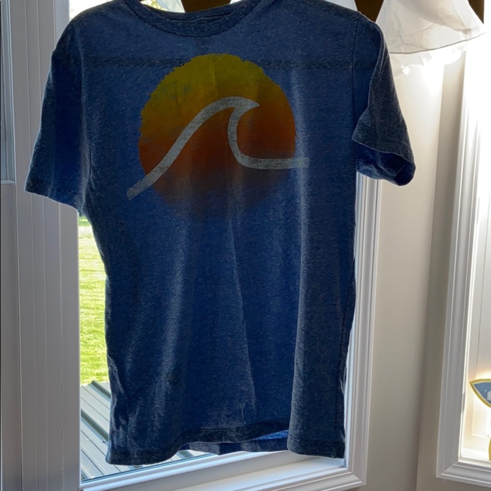 wave t shirt